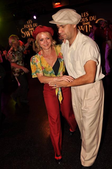 min 2010 11 13 fous swing 103
